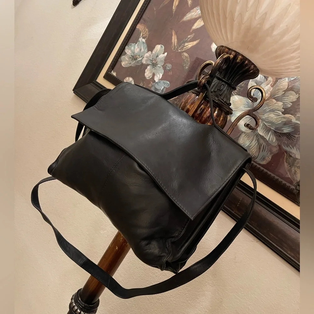 ❤️Sold❤️Hobo please check all picture of condition - Picture 9 of 17